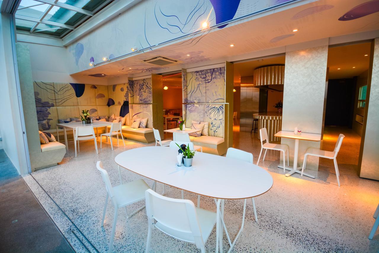 素叻他尼彗星酒店 外观 照片